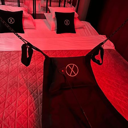Exclusive Bdsm Apartment Krakow - Adults Only 외부 사진
