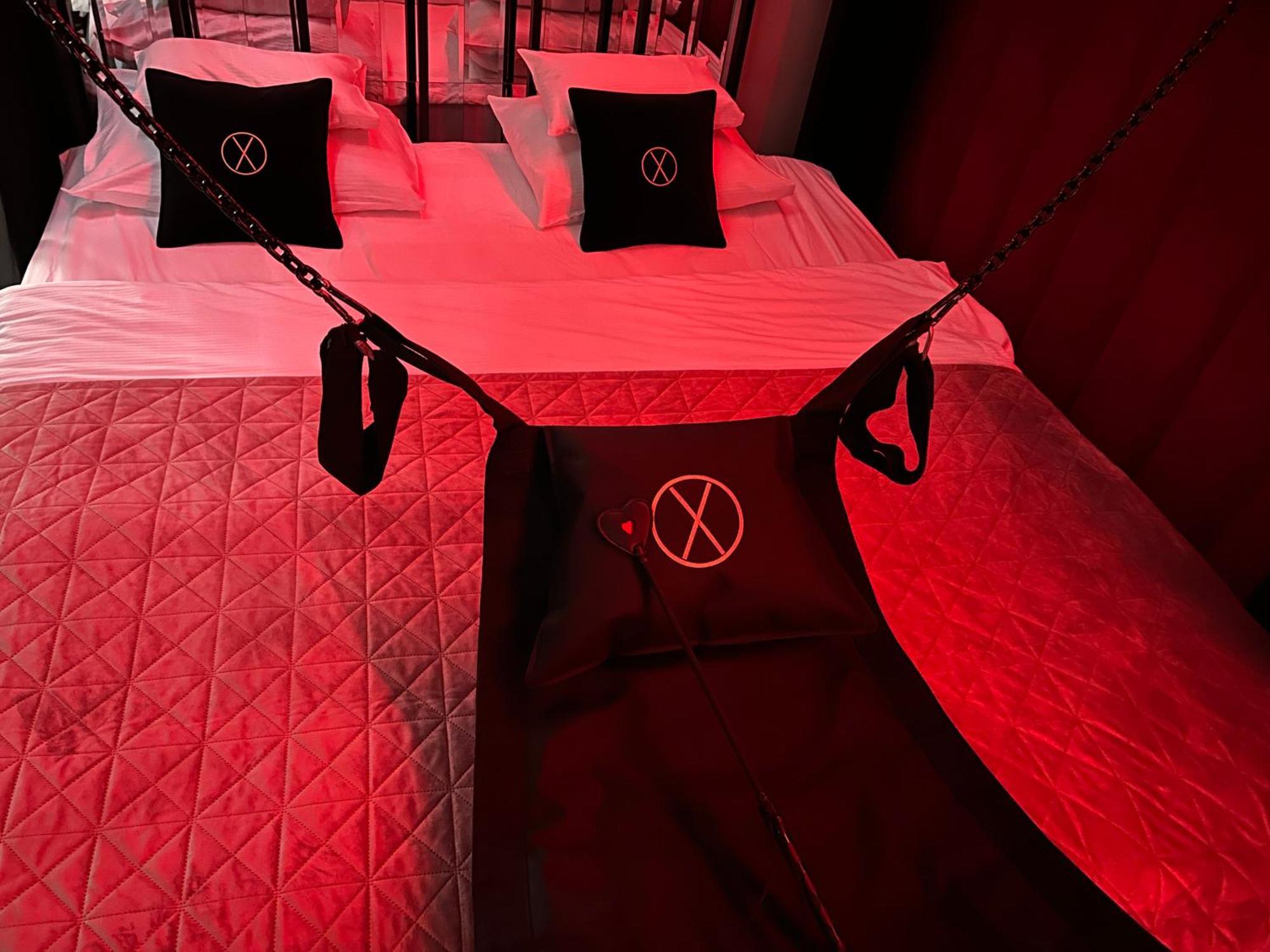 Exclusive Bdsm Apartment Krakow - Adults Only 외부 사진