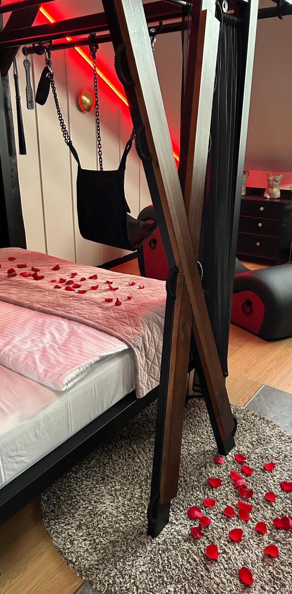 Exclusive Bdsm Apartment Krakow - Adults Only 외부 사진
